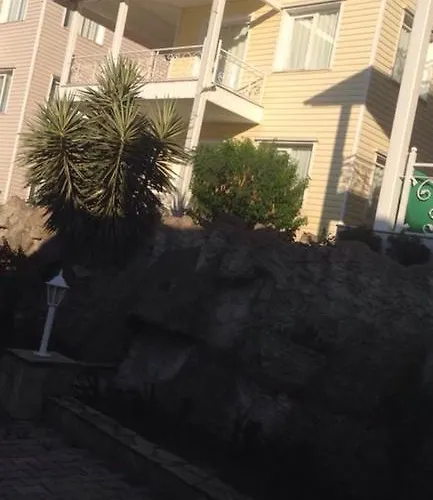 Pine Hill Marmaris Apartmanhotel İçmeler