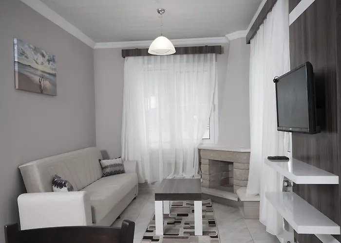 Ξενοδοχείο με διαμερίσματα Pine Hill Marmaris *