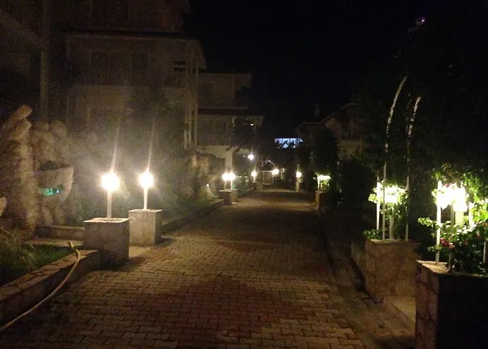 Pine Hill Marmaris Apartahotel İçmeler