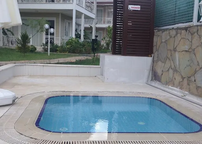 Apartahotel Pine Hill Marmaris *